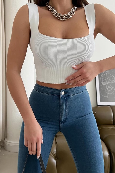 Kalın Askılı Oval Yaka Top Beyaz