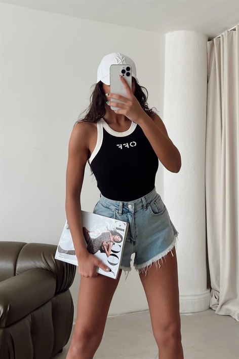 Off Şeritli Crop Top Siyah