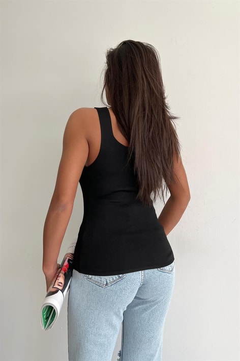 Önü Bağcıklı Basic Top Siyah