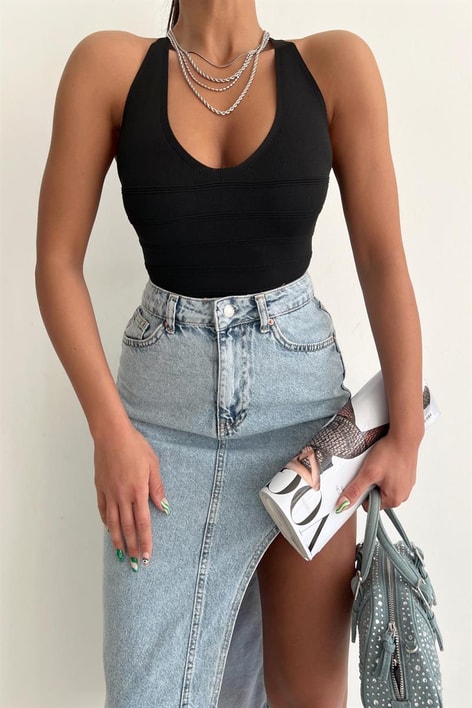 Sırt Dekolteli Şerit Top Siyah