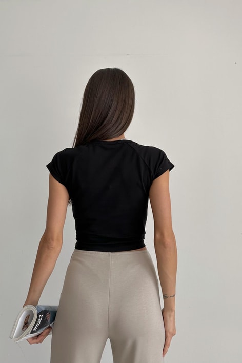 V Yaka Basic Crop Siyah