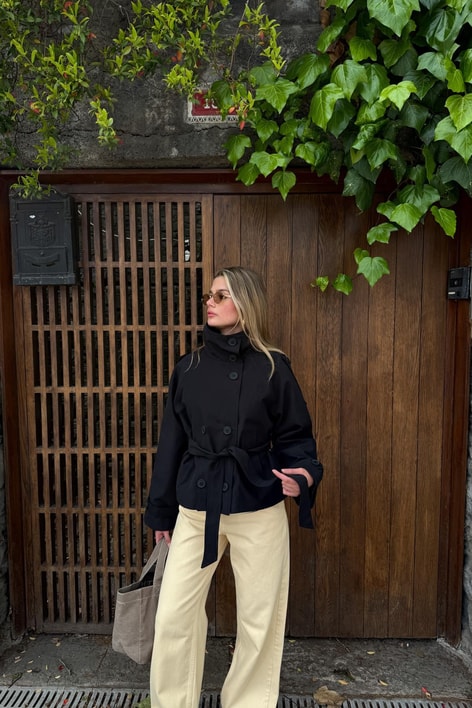 Dik Yaka Kısa Trenchcoat Siyah