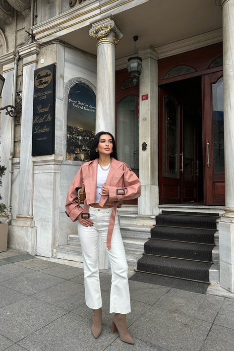 Kısa Deri Trenç Pudra