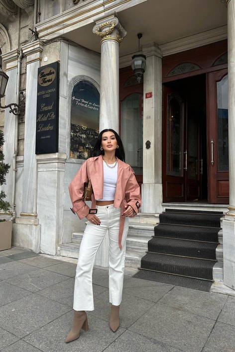 Kısa Deri Trenç Pudra