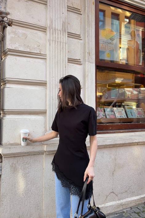 Asimettrik Dantel Tshirt Siyah