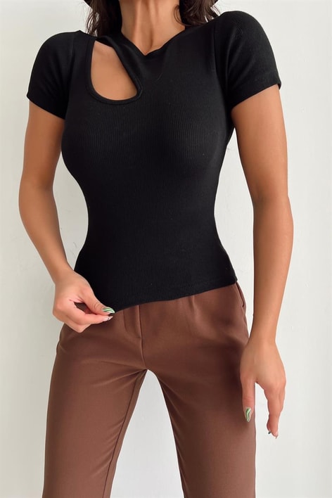 Cut Out Basic Tshirt Siyah