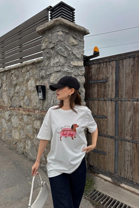 Hot Dog Nakışlı Tshirt Beyaz