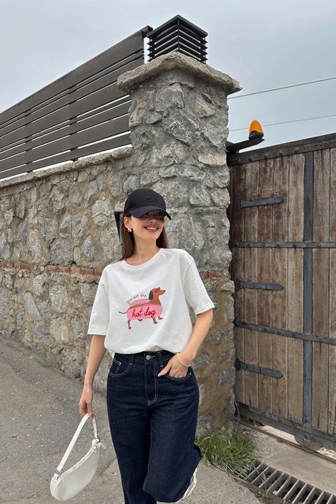 Hot Dog Nakışlı Tshirt Beyaz