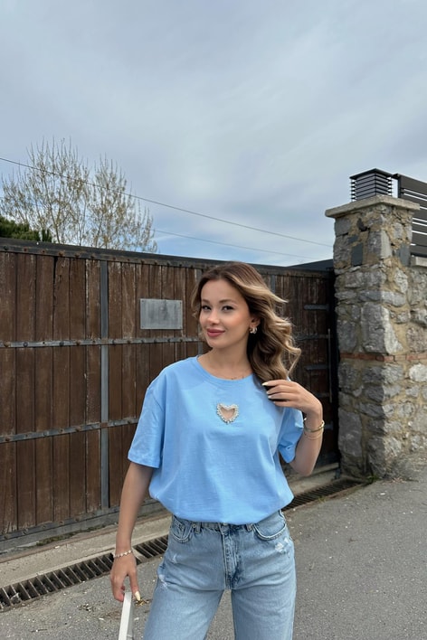 Kalp İşleme Tshirt Mavi