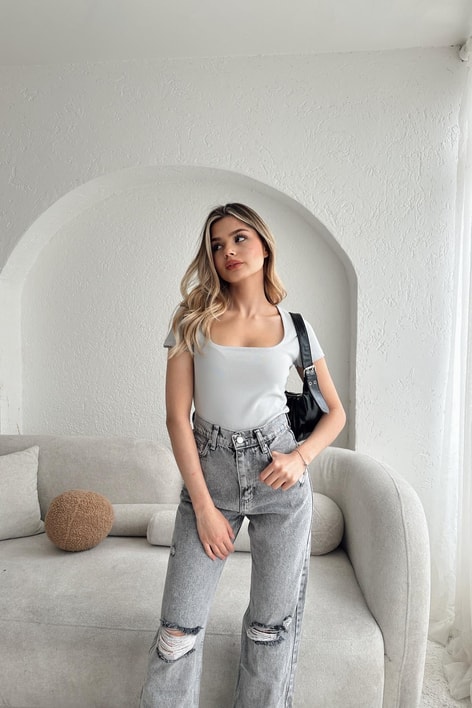 Kare Yaka Basic Tshırt Gri