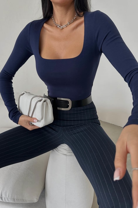 Kare Yaka Basic Tshirt Lacivert