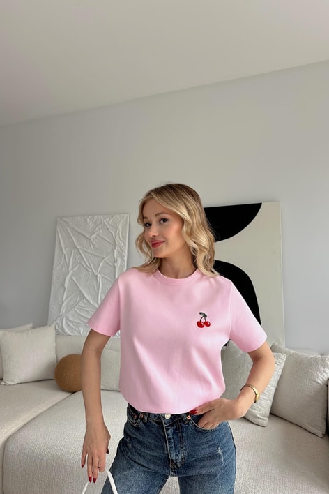 Kiraz Nakış Tshirt Pudra