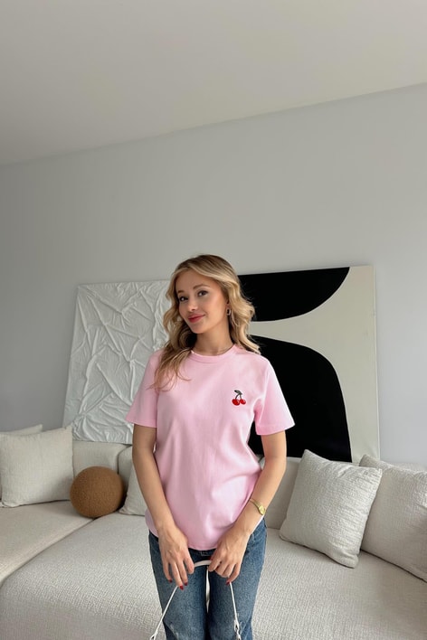 Kiraz Nakış Tshirt Pudra