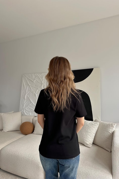 Kiraz Nakış Tshirt Siyah