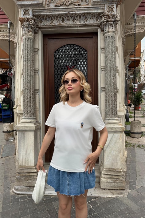 La Nakışlı Teddy Tshirt Beyaz