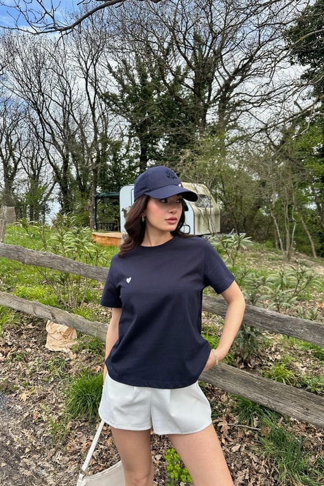 Mini Kalp Nakışlı Tshirt Lacivert