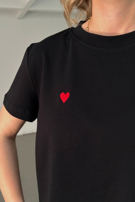 Mini Kalp Nakışlı Tshirt Siyah