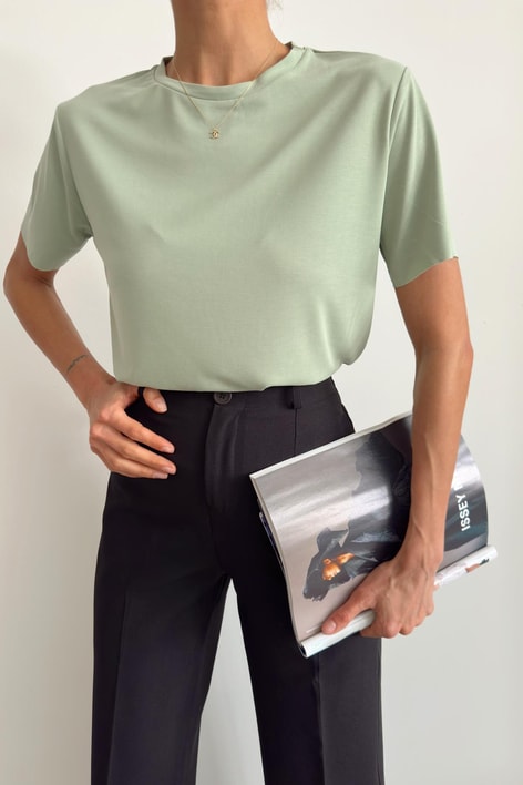 Oval Kesim Basıc Tshırt Çağla Yeşili