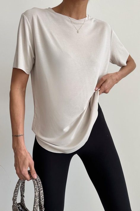 Oval Kesim Basıc Tshırt Taş