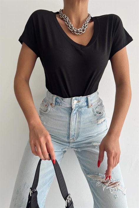 V Yaka Basic Tshirt Siyah