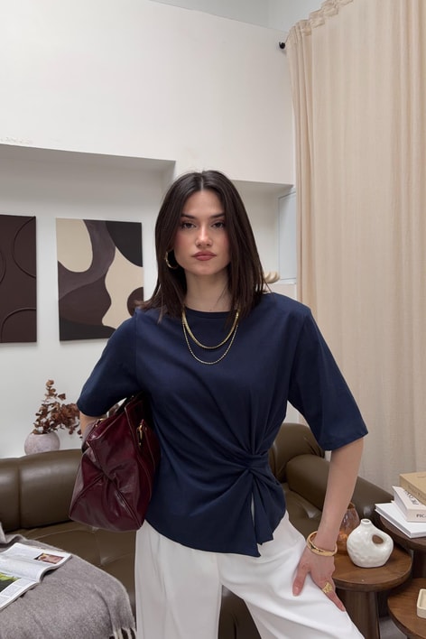 Vatkalı Ön Büzgü Detay Tshirt Lacivert