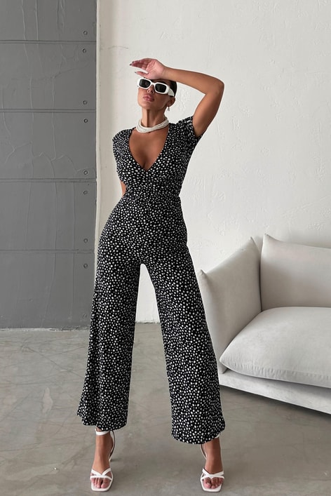 Kruvaze Yaka Begonya Tulum Siyah