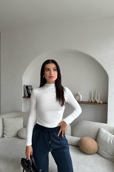 Yan Büzgülü Trend Dik Yaka Bluz Beyaz