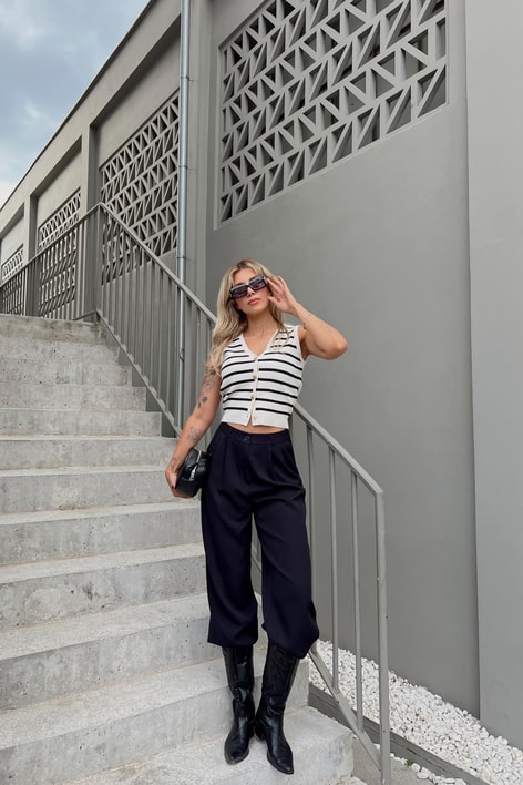 Çizgili Gold Dügme Yelek Krem