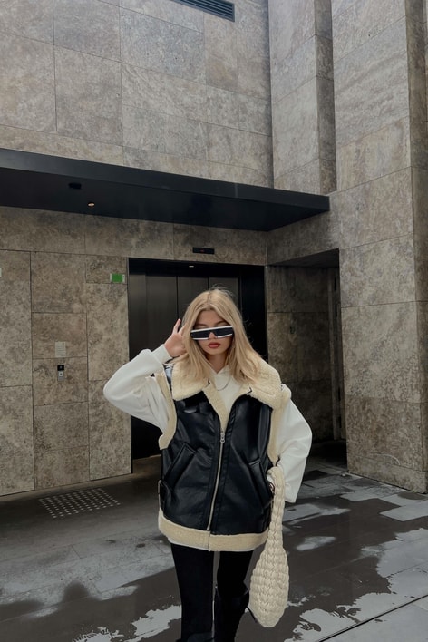 İçi Kürklü Deri Yelek Siyah