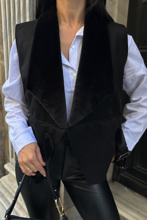 Süet Tokalı Yelek Siyah