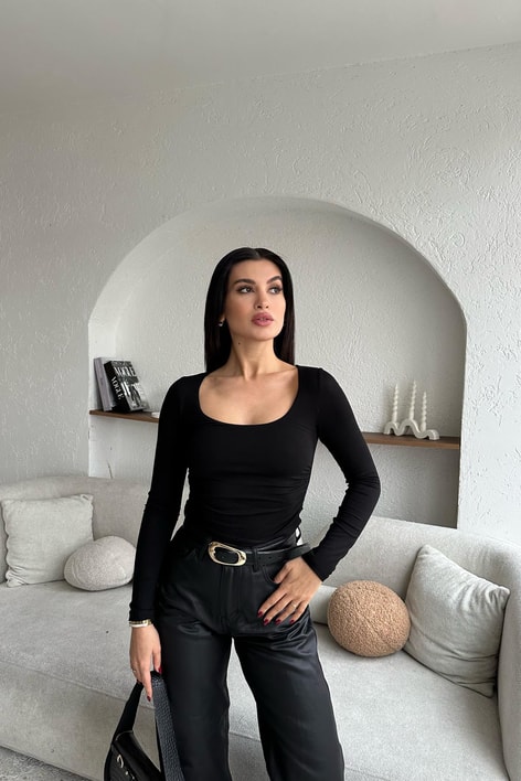 Yuvarlak Yaka Drapeli Bluz Siyah