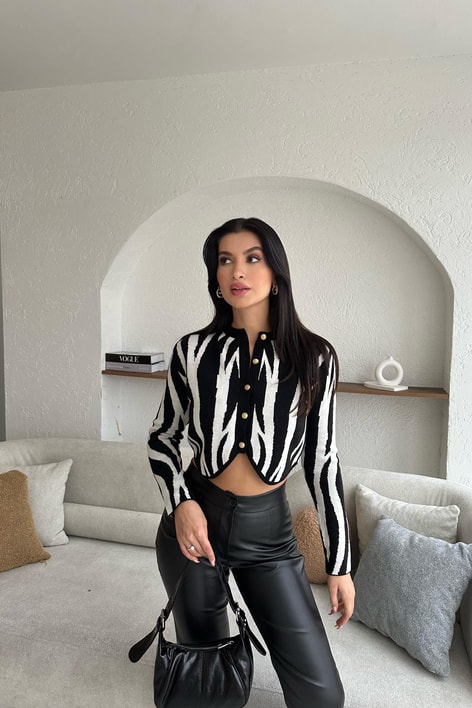 Zebra Desen Gold Düğmeli Bluz Siyah