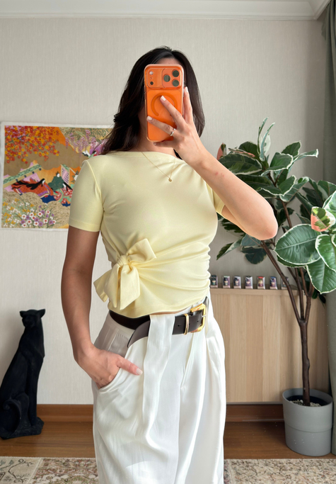 Asira Yan Bağlamalı T-Shirt Sarı