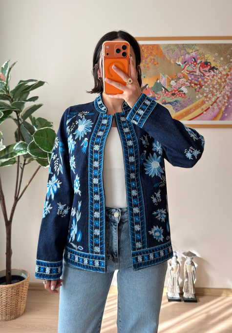 Çiçek Nakışlı Denim Ceket