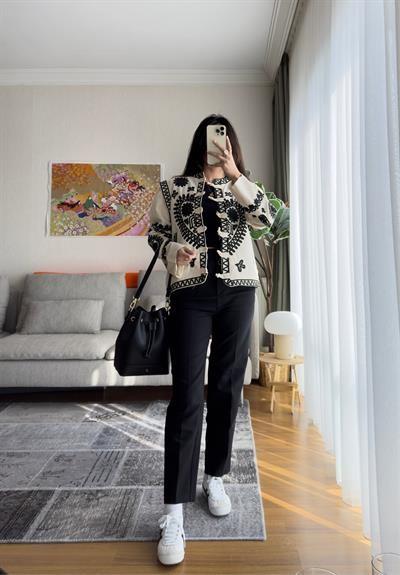 Eiko İşlemeli Ceket Bej