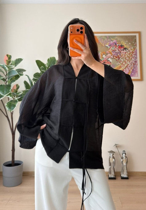 Kasumi Brit Düğmeli Kimono Siyah