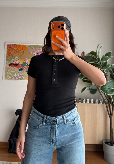 Sare Çıtlı Basic T-Shirt Siyah
