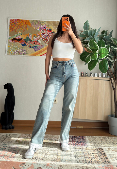 Uika Dantel Detaylı Jean