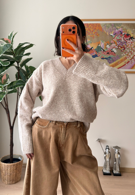 V Yaka Oversize Yumoş Kazak Bej