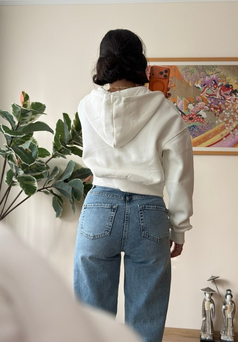 Yuki Kapşonlu Fermuarlı Kısa Sweatshirt Beyaz