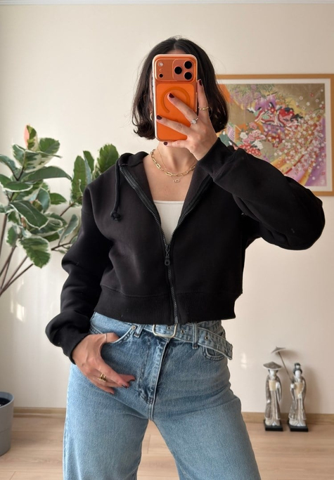 Yuki Kapşonlu Fermuarlı Kısa Sweatshirt Siyah