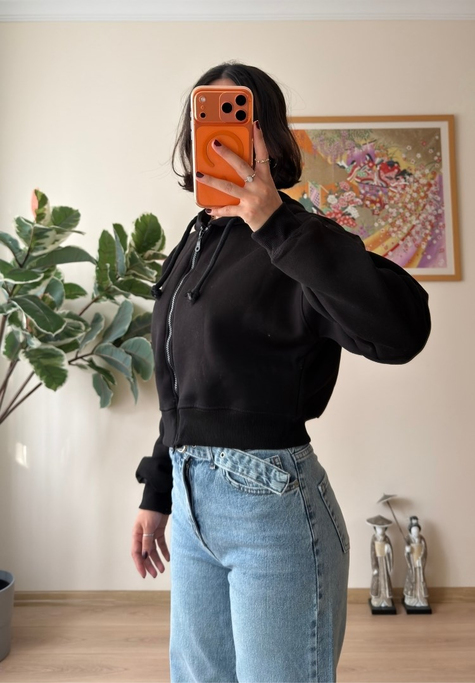 Yuki Kapşonlu Fermuarlı Kısa Sweatshirt Siyah