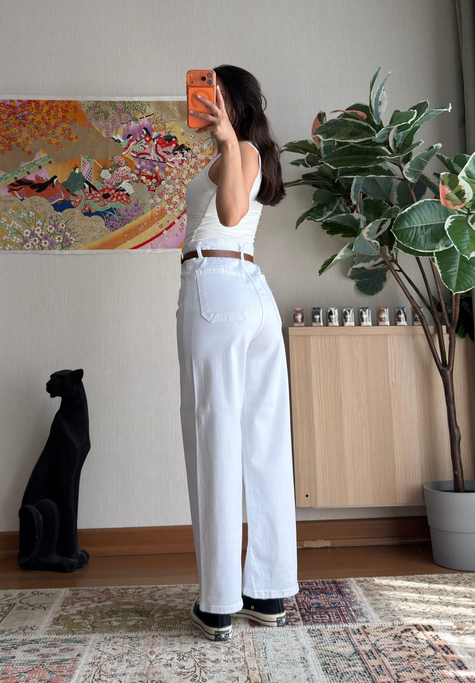 Yuriko Kemerli Bol Paça Jean Beyaz