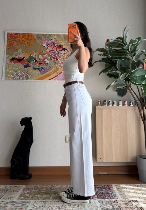 Yuriko Kemerli Bol Paça Jean Beyaz