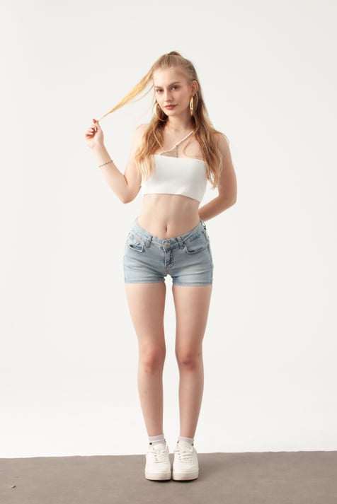 Buz Mavi Mini Denim Şort