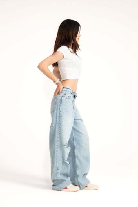 Buz Mavi Yırtıklı Ters Kemer Straight Jean