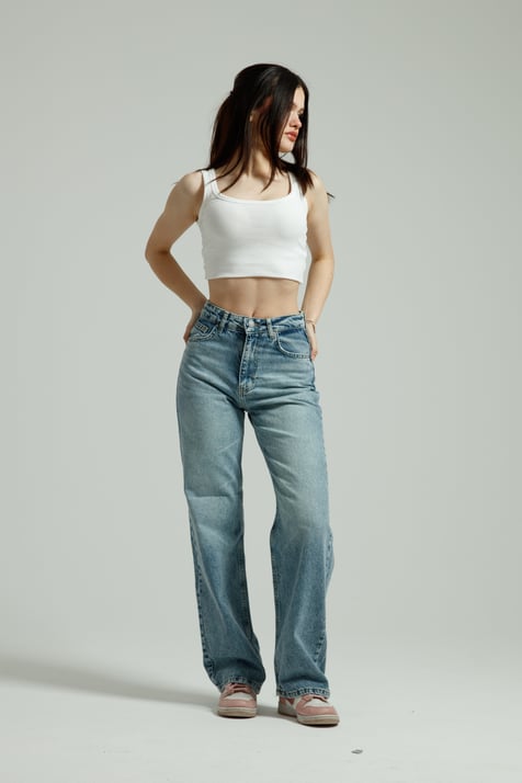 Mavi Yıkamalı Straight Jean