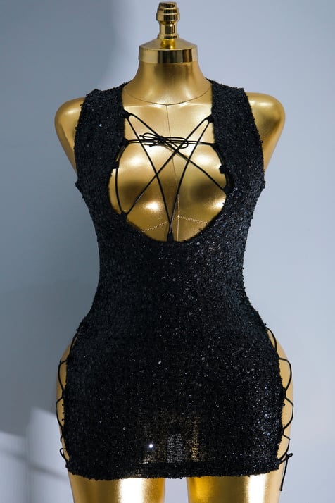 Authentic IZOSCA cross-lace dress product presentation