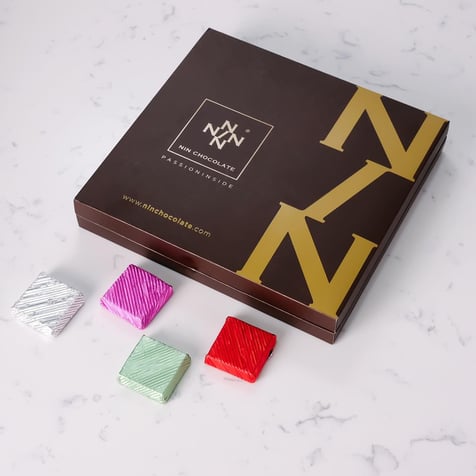 Nin Kahverengi Kutu İnce Kare Çikolata 320 gr