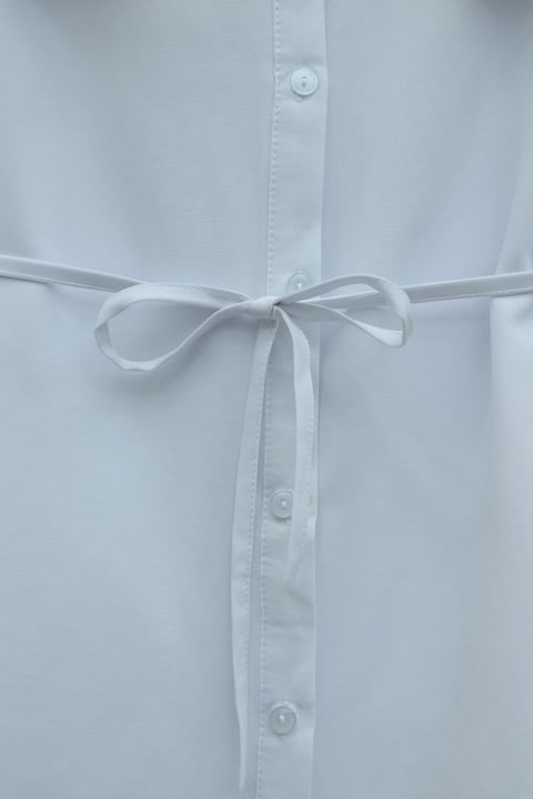 Bebe Yaka Nakışlı Beli Bağlamalı Poplin Gömlek -Beyaz-Gömlek-441-4291-R02